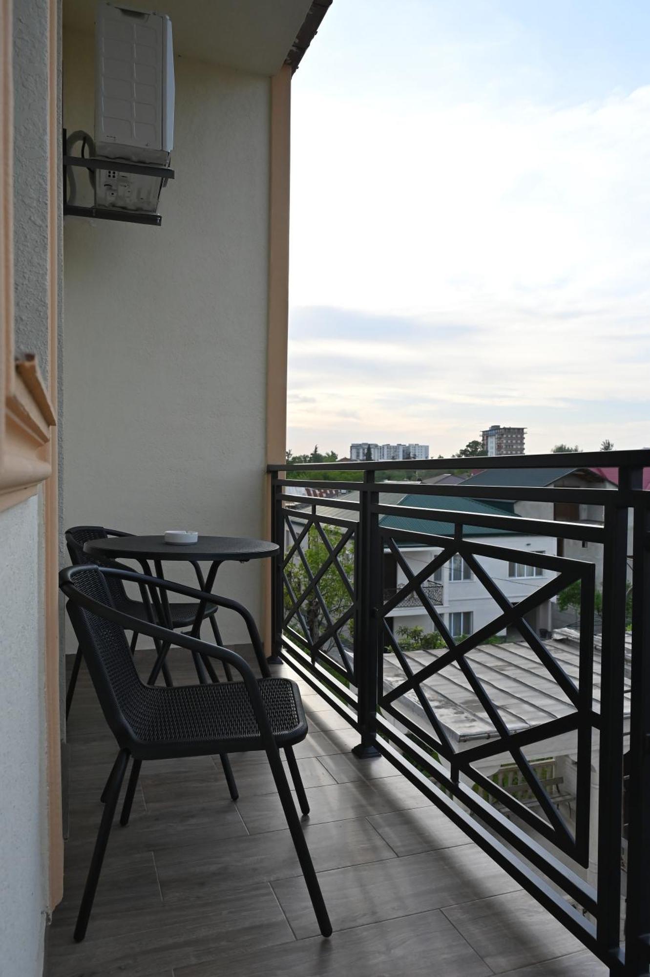 Hotel K124 Kutaisi Exteriér fotografie